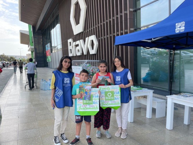 “Plastik butulkanı ekoçantaya dəyiş” aksiyası davam edir - FOTOLAR